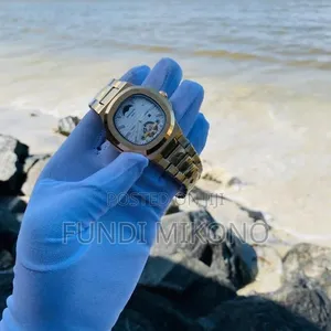 Saa ya Mechanical Patek Philippe