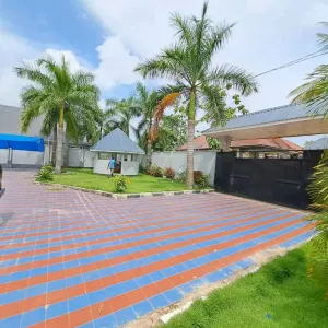 3-Bedroom House in Goba Lastanza for Sale