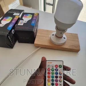 Smart LED Bulb yenye Remote - 4