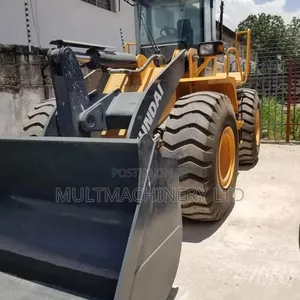 Hyundai HL660/665 Wheel Loader - 6
