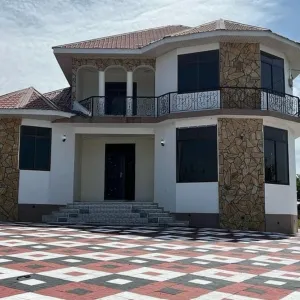 5-Bedroom House in Salasala, Mbezi for Rent