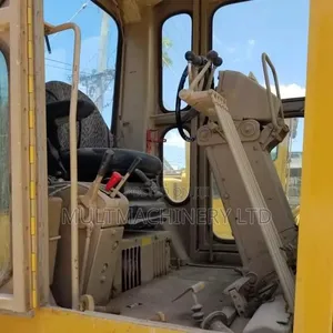 Caterpillar Grader 140G - 2