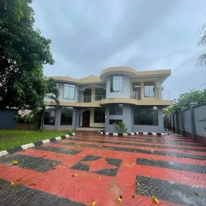 4bdrm House in Tegeta  Wazo, Kunduchi for rent - Kunduchi - by mbaga quick sale p.