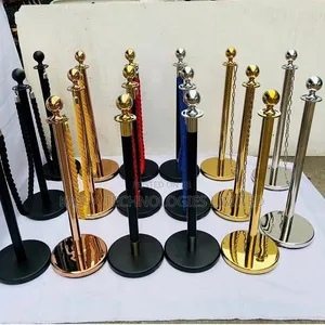 Queue Pole with Belt - 6