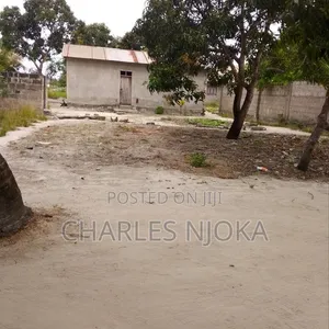 Land for Sale 238 Sqm Majohe Rada