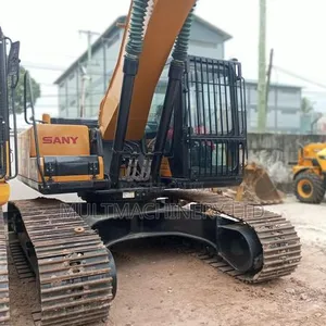 Ekskaveta ya Sany SY215C Imetumika Kutoka Nje - 3