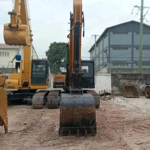 Ekskaveta ya Sany SY215C Imetumika Kutoka Nje - 5