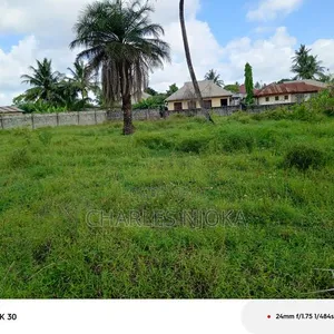 Eneo la Makazi na Biashara Sqmita 2000 Linauzwa Ukonga Moshibar - 4
