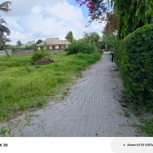 Eneo la Makazi na Biashara Sqmita 2000 Linauzwa Ukonga Moshibar - 5
