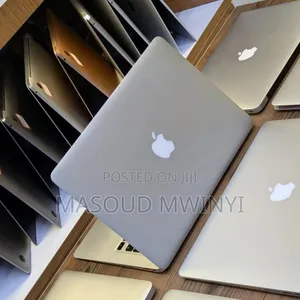 Apple MacBook Air 2017 Core i5 8GB RAM 256GB SSD - 3