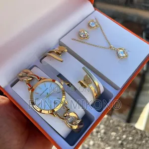 New Women's Watch Combo Set - 2