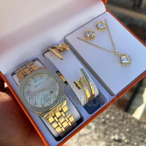 New Women's Watch Combo Set - 6