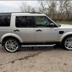 Land Rover Discovery 4 2016 Rangi Kijivu - 3