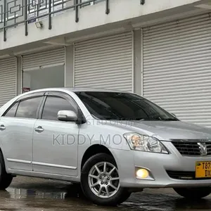 Toyota Premio 2011 Fedha