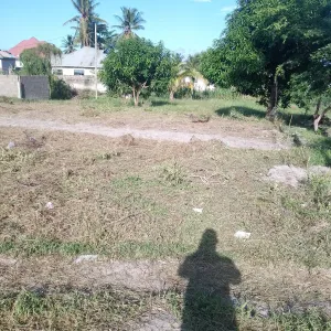 Plot 13m x 10m For Sale - Majohe Rada