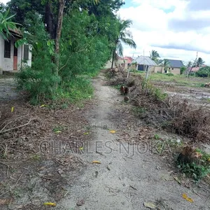 Residential Land 150 Sqm for Sale in Majohe Rada - 3
