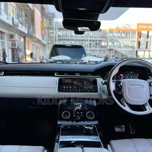 Land Rover Range Rover Velar 2018 Black - 6
