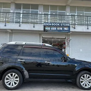 Subaru Forester 2011 Black - 3