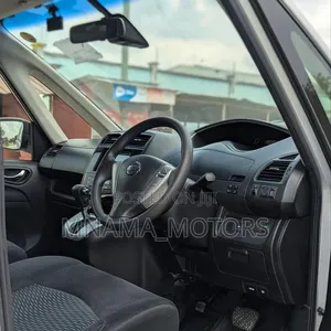 Nissan Serena 2008 Fedha - 5