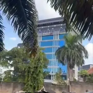 Kiwanja cha Kona Kinondoni Barabara Kuu Kinauzwa