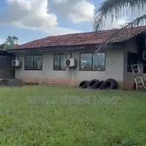 Kiwanja cha Kona Kinondoni Barabara Kuu Kinauzwa - 3