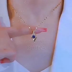 Titanium Steel Collarbone Chain with Purple Zircon Heart Pendant