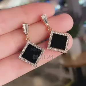 Black Acrylic Rhombus Drop Earrings - 4