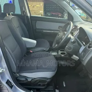 Mazda Verisa 2008 Silver - 2