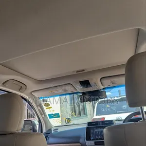 Toyota Land Cruiser Prado 2.8 2020 Nyeusi - 6