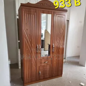Kabati la Nguo la Kifahari la Milango 3 la Mbao