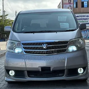 Toyota Alphard 2006 Gold - 3