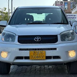Toyota RAV4 2004 Pearl - 3