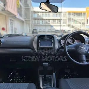Toyota RAV4 2004 Pearl - 4