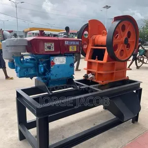 Injini ya Dizeli 24hp na Jaw Crusher