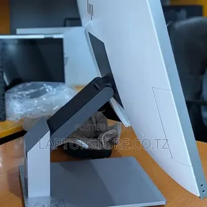 HP EliteOne 800 G6 All-in-One Desktop i5 8GB RAM 512GB SSD - 3