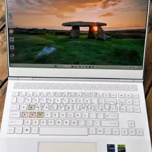 New HP Omen Transcend 016 Gaming Laptop Core i9 RTX 4060 - 4