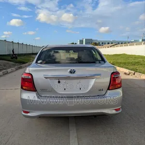 Toyota Axio 1.5 Hybrid G 2WD 2016 Fedha - 3