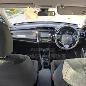 Toyota Axio 1.5 Hybrid G 2WD 2016 Fedha - 5