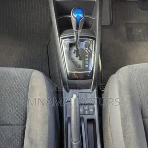 Toyota Axio 1.5 Hybrid G 2WD 2016 Fedha - 6