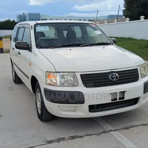Toyota Succeed 2012 Nyeupe - 4