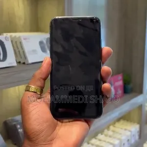 Apple iPhone 11 128GB Black - 2