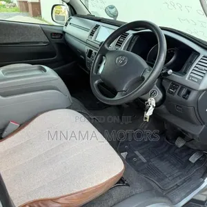 Toyota Quantum 2006 Silver - 3