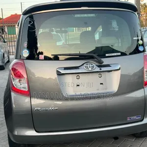 Toyota Ractis 1.5 FWD 2009 Kijivu - 5