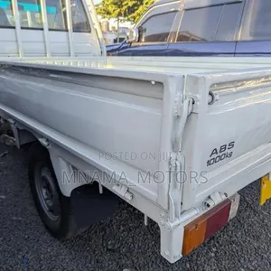 Toyota Townace Lori - 3