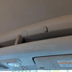 Nissan Caravan (Urvan) 2005 Njano - 6