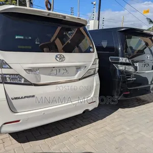 Toyota Vellfire 2010 Nyeupe - 4