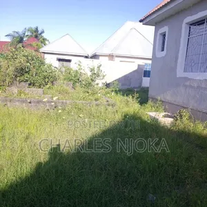 Kiwanja cha Makazi Kinauzwa - 6