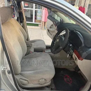 Toyota Premio 1.5 FWD 2003 Fedha - 3