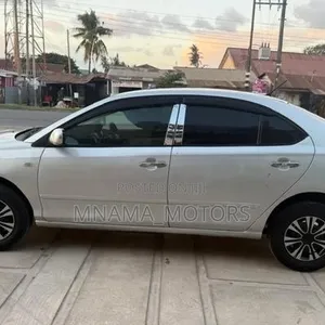 Toyota Premio 1.5 FWD 2003 Fedha - 4