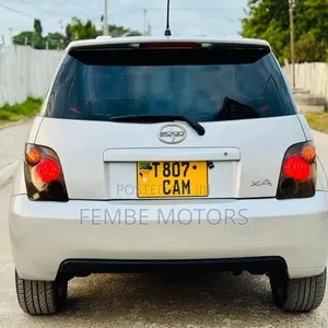 Toyota IST 2005 Silver - 4